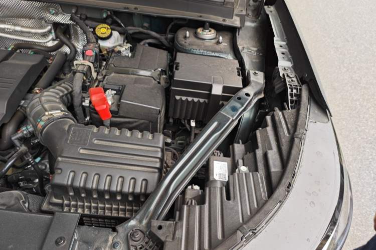 Used Chery Tiggo 8 PLUS 2025 Model 290TGDI DCT Chufeng Edition—5 Seaters Engine Bay Left