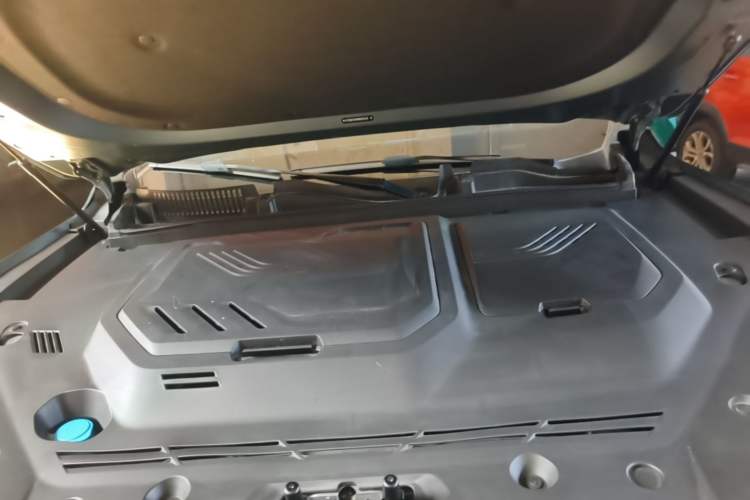 Used Chery Tiggo 8 PLUS 2025 290TGDI DCT Prestige 5-Seater Engine Bay