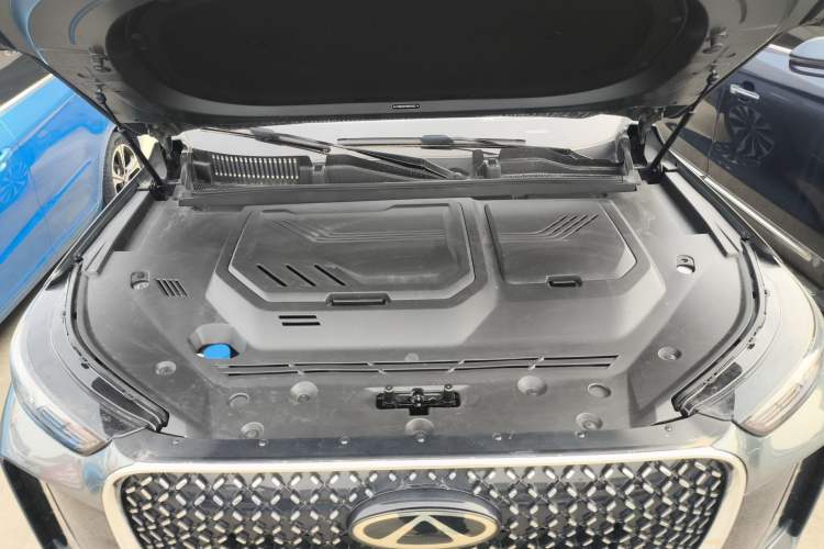 Used Chery Tiggo 8 PLUS 2025 290TGDI DCT Prestige 5-Seater Engine Bay