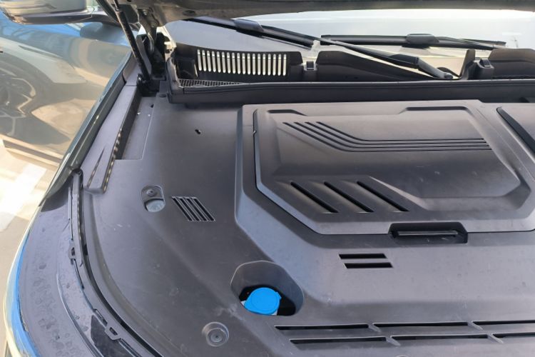 Used Chery Tiggo 8 PLUS 2025 290TGDI DCT Luxury 5-Seater Engine Bay Right