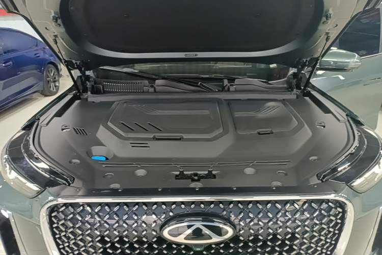 Used Chery Tiggo 8 PLUS 2025 290TGDI DCT Prestige 5-Seater Engine Bay