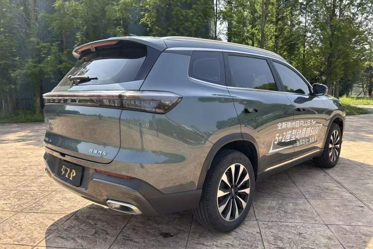 Used Chery Tiggo 8 PLUS 2025 290TGDI DCT Prestige 5-Seater Exterior 5