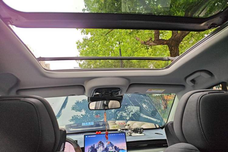 Used Chery Tiggo 8 PLUS 2025 Model 290TGDI DCT Chufeng Edition—5 Seaters Headliner