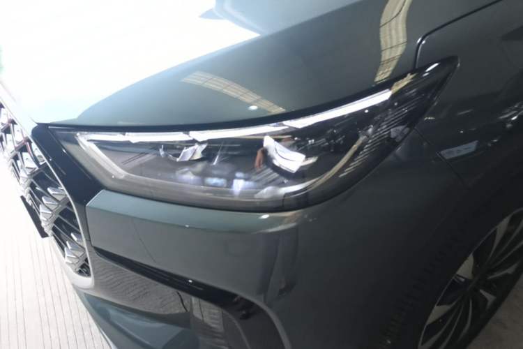 Used Chery Tiggo 8 PLUS 2025 Model 290TGDI DCT Chengshi Edition Left Front Headlight
