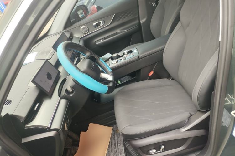 Used Chery Tiggo 8 PLUS 2025 290TGDI DCT Luxury 5-Seater Left Front Seat