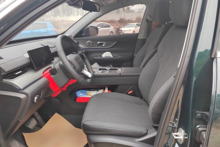 Used Chery Tiggo 8 PLUS 2025 290TGDI DCT Luxury 5-Seater Left Front Seat