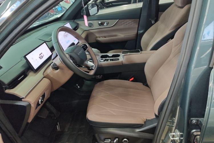 Used Chery Tiggo 8 PLUS 2025 290TGDI DCT Prestige 5-Seater Left Front Seat