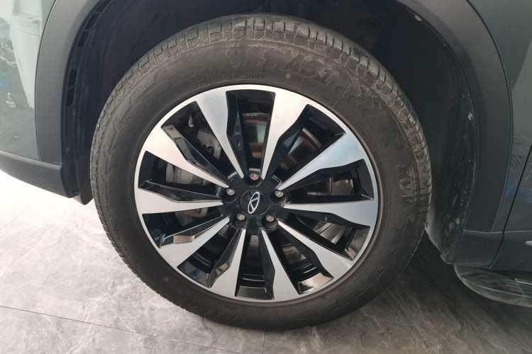 Used Chery Tiggo 8 PLUS 2025 290TGDI DCT Prestige 5-Seater Left Front Wheel Hub