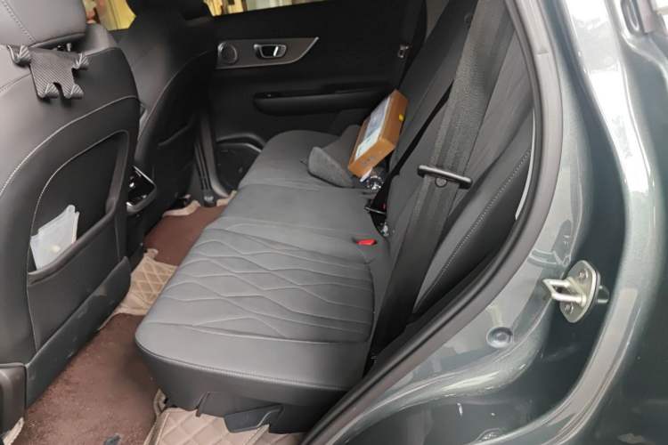 Used Chery Tiggo 8 PLUS 2025 290TGDI DCT Luxury 5-Seater Left Rear Seat