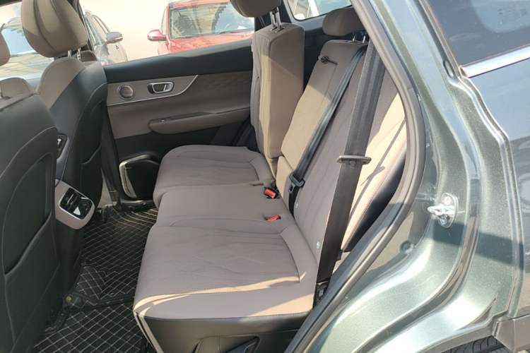 Used Chery Tiggo 8 PLUS 2025 290TGDI DCT Prestige 5-Seater Left Rear Seat