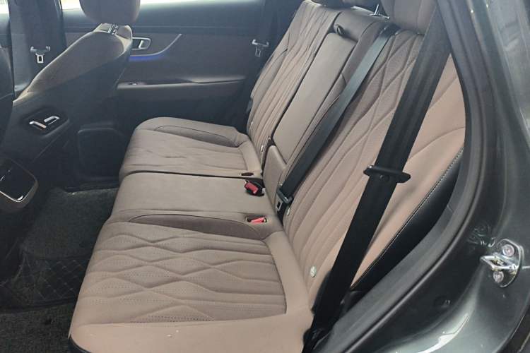 Used Chery Tiggo 8 PLUS 2025 290TGDI DCT Prestige 5-Seater Left Rear Seat