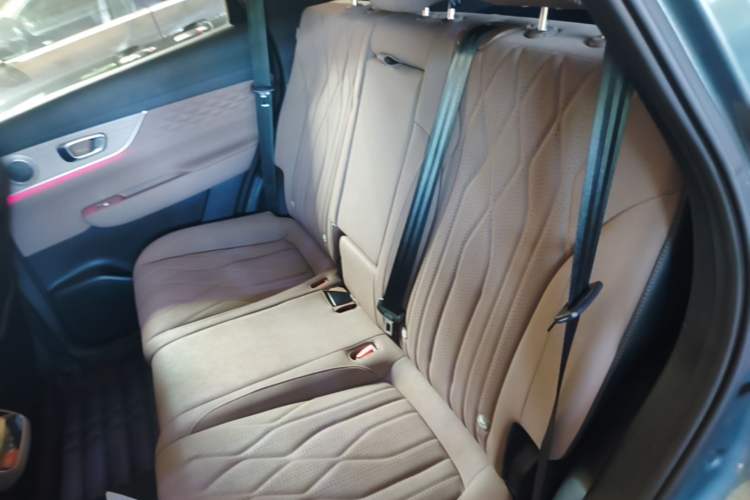 Used Chery Tiggo 8 PLUS 2025 290TGDI DCT Prestige 5-Seater Left Rear Seat