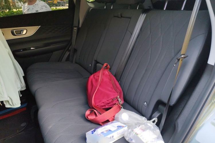 Used Chery Tiggo 8 PLUS 2025 Model 290TGDI DCT Chufeng Edition—5 Seaters Left Rear Seat