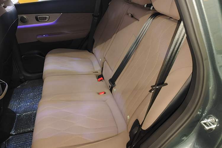 Used Chery Tiggo 8 PLUS 2025 290TGDI DCT Prestige 5-Seater Left Rear Seat