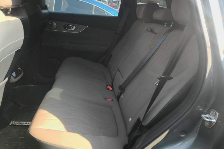 Used Chery Tiggo 8 PLUS 2025 290TGDI DCT Prestige 5-Seater Left Rear Seat