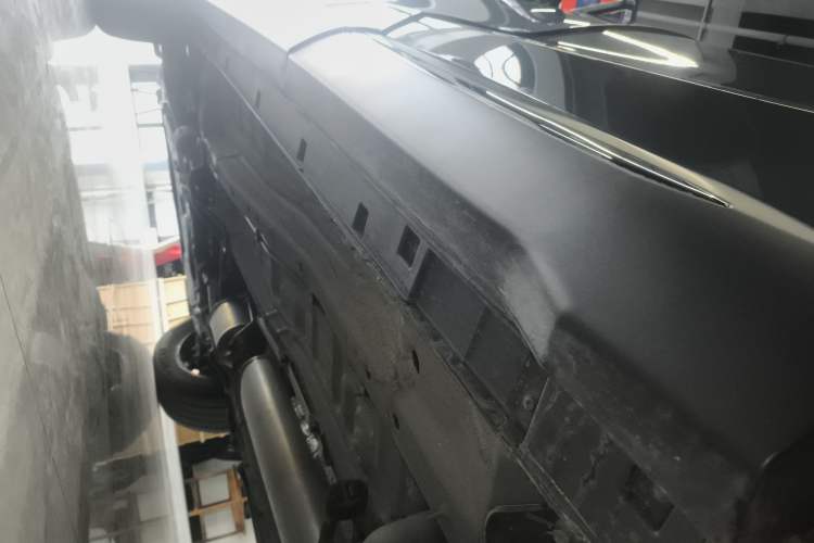 Used Chery Tiggo 8 PLUS 2025 290TGDI DCT Prestige 5-Seater Left Side Sill