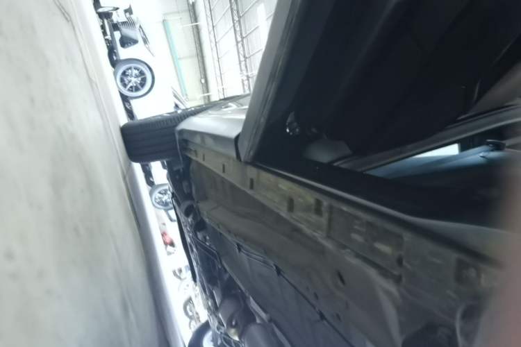 Used Chery Tiggo 8 PLUS 2025 Model 290TGDI DCT Chengshi Edition Left Side Sill