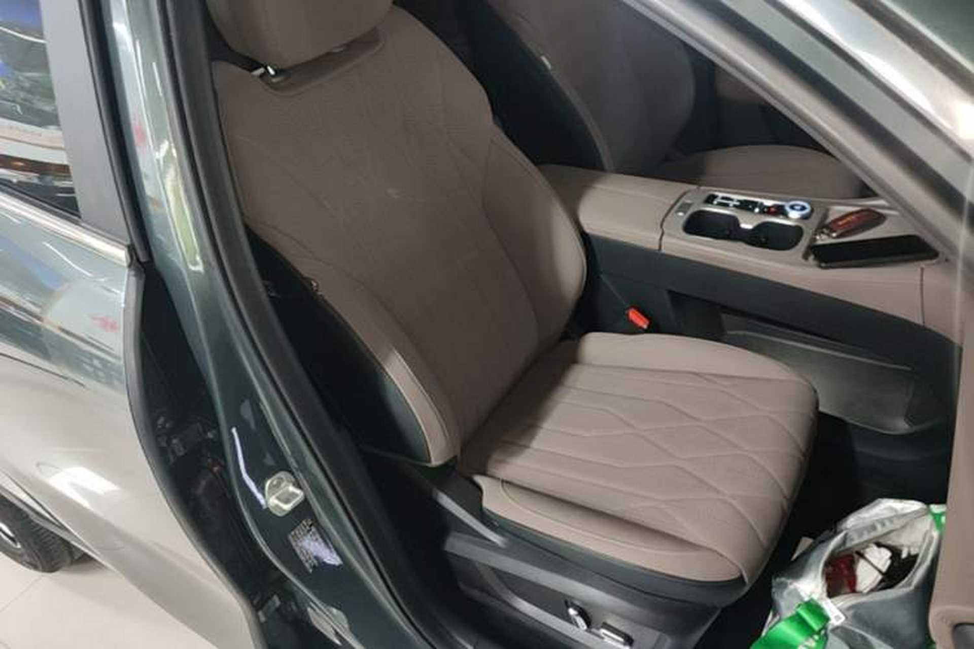 Used Chery Tiggo 8 PLUS 2025 290TGDI DCT Prestige 7-Seater Right Front Seat