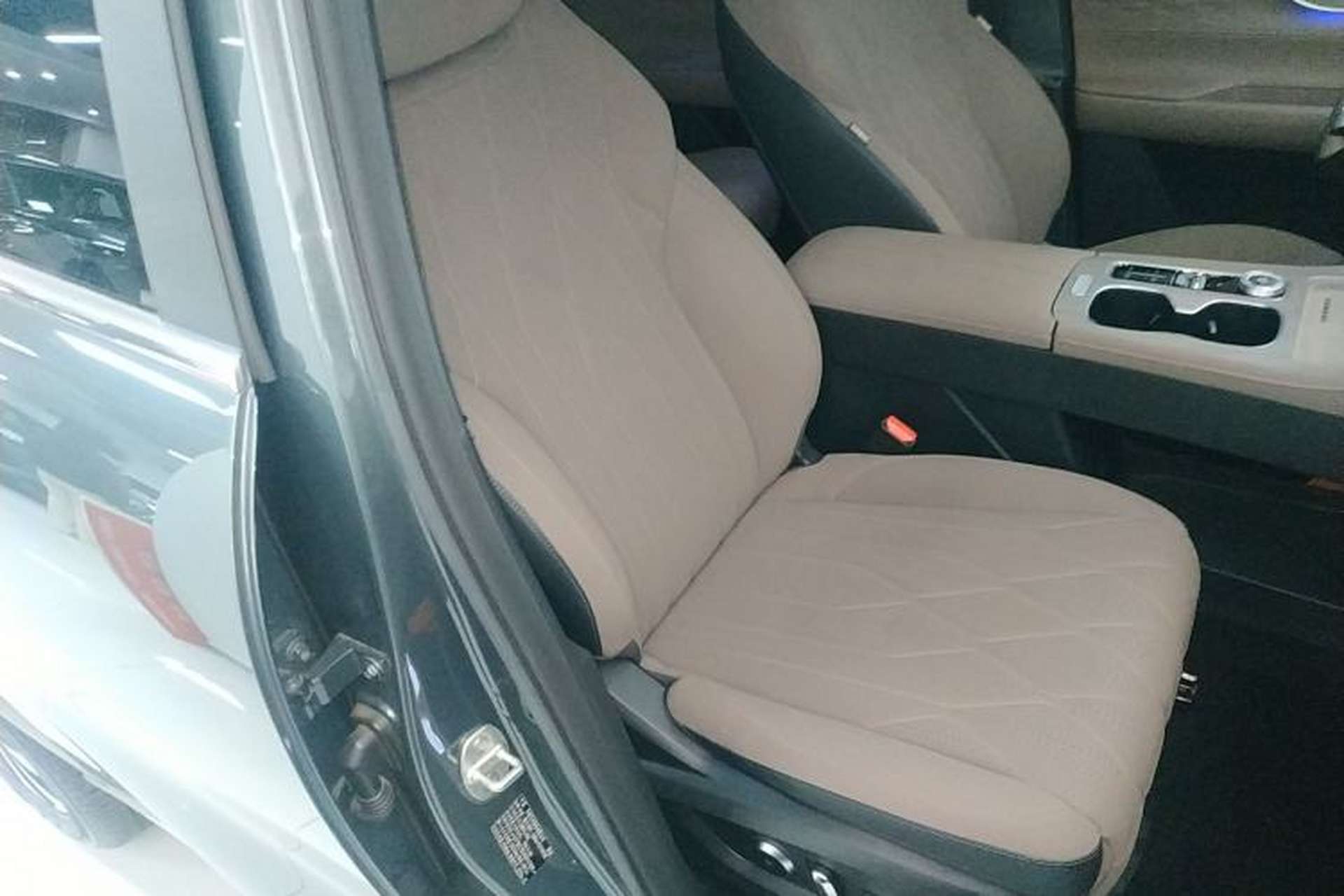 Used Chery Tiggo 8 PLUS 2025 290TGDI DCT Prestige 5-Seater Right Front Seat