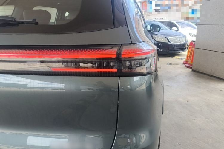 Used Chery Tiggo 8 PLUS 2025 290TGDI DCT Prestige 5-Seater Right Rear Taillight