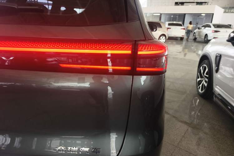 Used Chery Tiggo 8 PLUS 2025 290TGDI DCT Prestige 5-Seater Right Rear Taillight