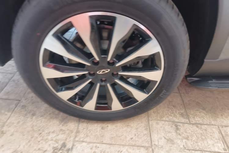 Used Chery Tiggo 8 PLUS 2025 290TGDI DCT Prestige 5-Seater Right Rear Wheel Hub