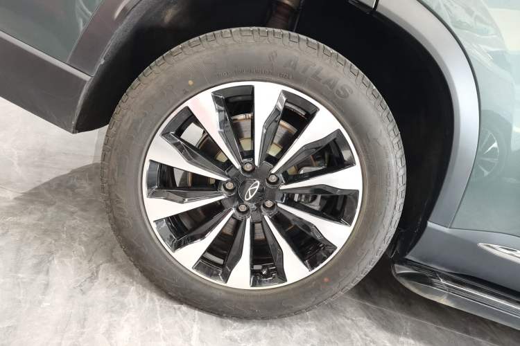 Used Chery Tiggo 8 PLUS 2025 290TGDI DCT Prestige 5-Seater Right Rear Wheel Hub