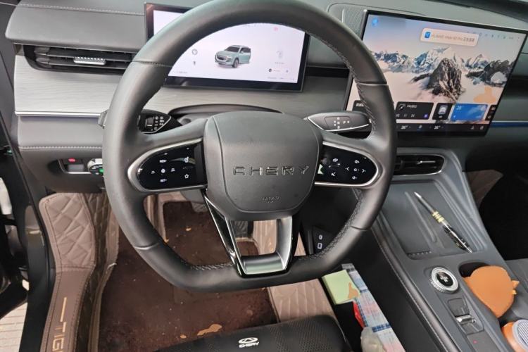 Used Chery Tiggo 8 PLUS 2025 290TGDI DCT Luxury 5-Seater Steering Wheel