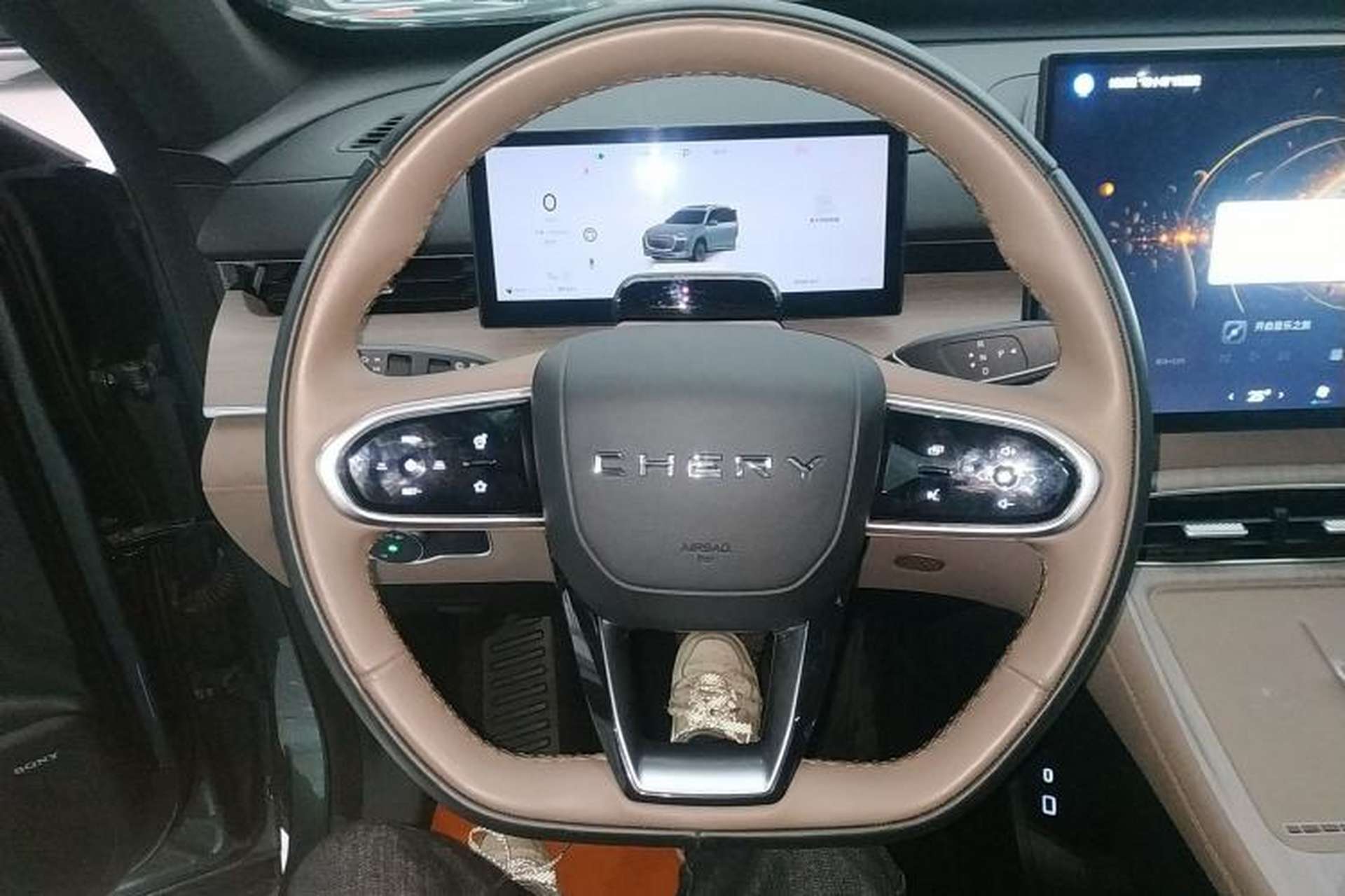 Used Chery Tiggo 8 PLUS 2025 290TGDI DCT Prestige 5-Seater Steering Wheel