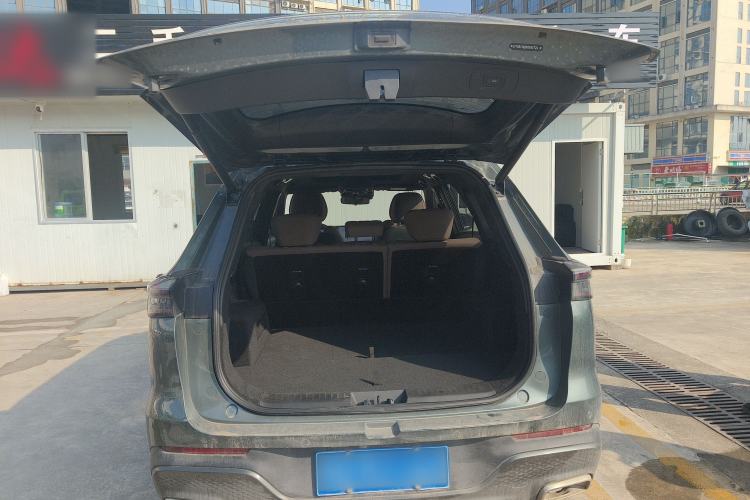 Used Chery Tiggo 8 PLUS 2025 290TGDI DCT Prestige 5-Seater Trunk