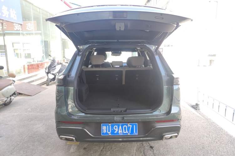 Used Chery Tiggo 8 PLUS 2025 290TGDI DCT Prestige 5-Seater Trunk