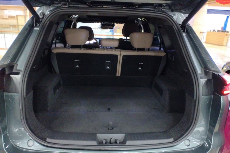 Used Chery Tiggo 8 PLUS 2025 290TGDI DCT Prestige 5-Seater Trunk
