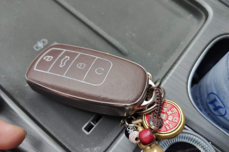 Used Chery Tiggo 8 PLUS 2025 290TGDI DCT Luxury 5-Seater Vehicle Key