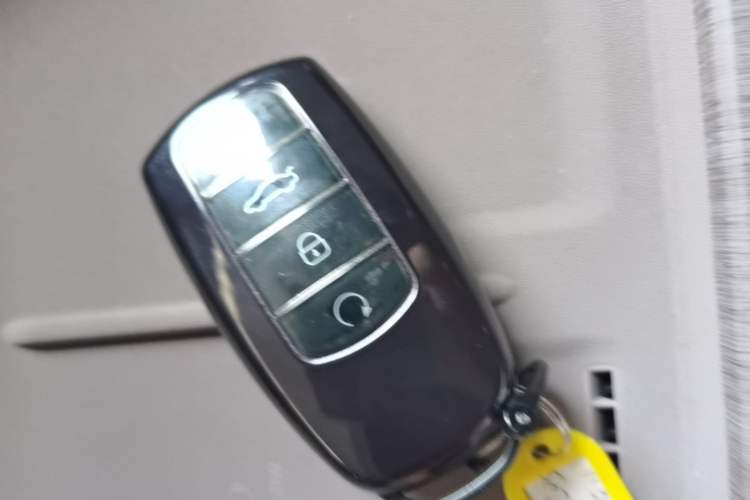 Used Chery Tiggo 8 PLUS 2025 Model 290TGDI DCT Chengshi Edition Vehicle Key