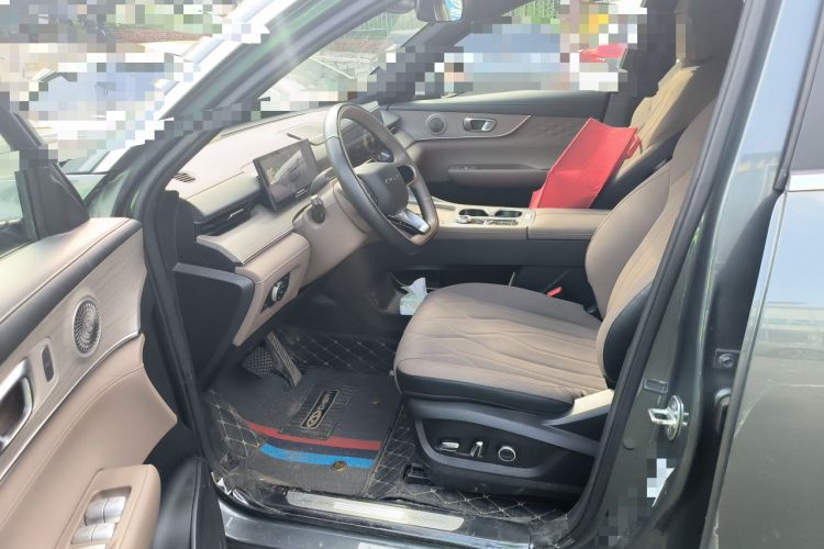 Used Chery Tiggo 8 PLUS 2025 290TGDI DCT Prestige 5-Seater Driver Seat