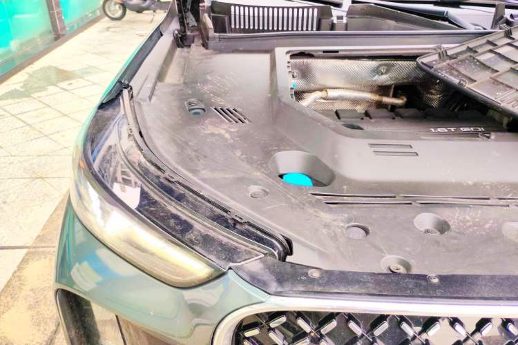 Used Chery Tiggo 8 PLUS 2025 290TGDI DCT Prestige 7-Seater Engine Bay Right