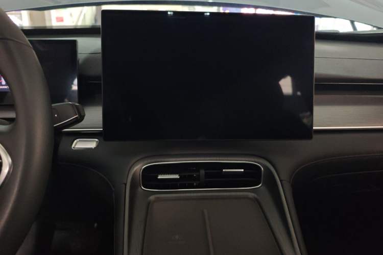 Used Chery Tiggo 8 PLUS 2025 290TGDI DCT Luxury 5-Seater Audio And AC Panel