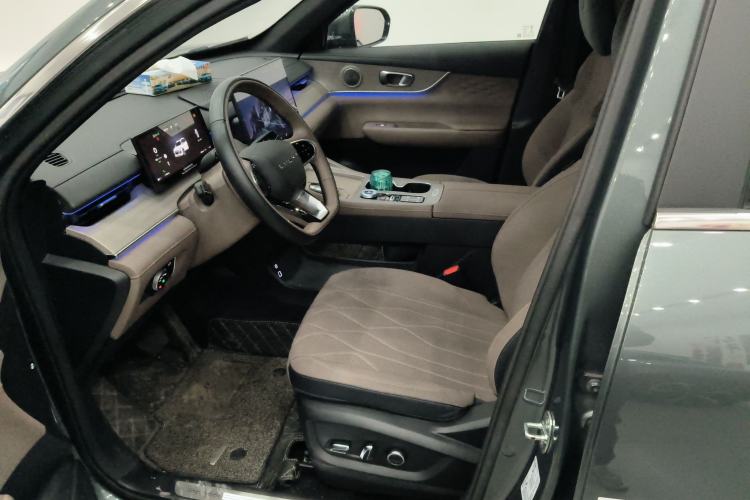 Used Chery Tiggo 8 PLUS 2025 290TGDI DCT Prestige 5-Seater Left Front Seat