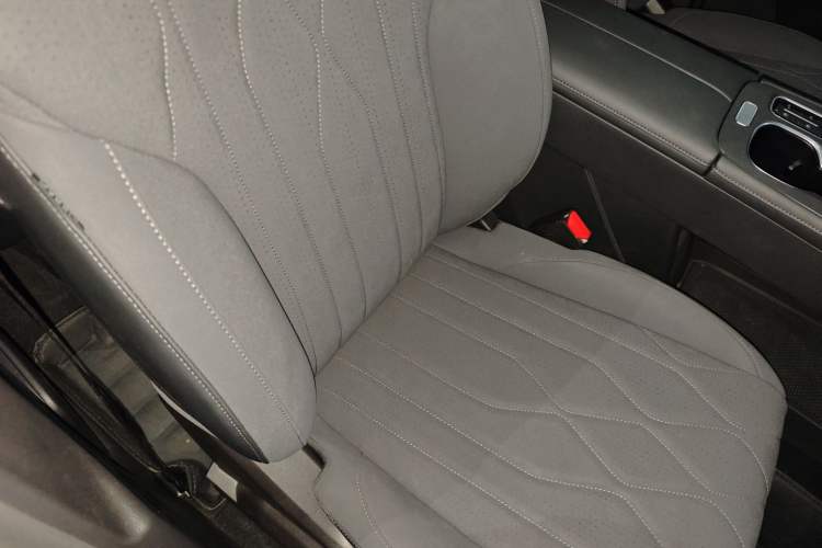 Used Chery Tiggo 8 PLUS 2025 290TGDI DCT Luxury 5-Seater Right Front Seat