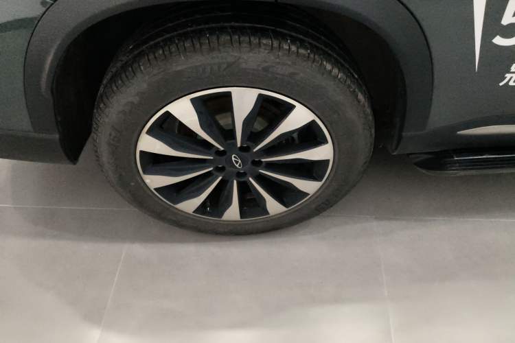 Used Chery Tiggo 8 PLUS 2025 290TGDI DCT Prestige 5-Seater Right Rear Wheel Hub