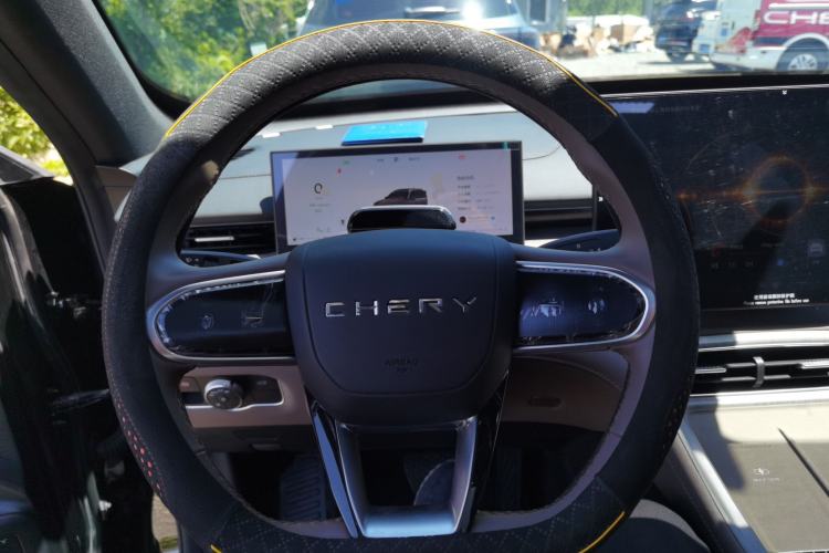 Used Chery Tiggo 8 PLUS 2025 290TGDI DCT Luxury 5-Seater Steering Wheel
