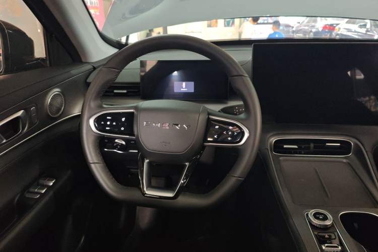 Used Chery Tiggo 8 PLUS 2025 290TGDI DCT Luxury 5-Seater Steering Wheel