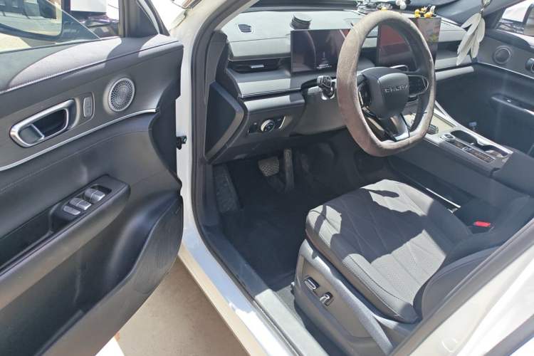 Used Chery Tiggo 8 PLUS 2025 290TGDI DCT Luxury 5-Seater Driver Seat