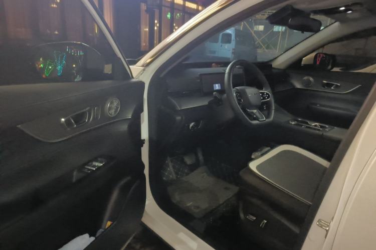 Used Chery Tiggo 8 PLUS 2025 290TGDI DCT Comfort Edition 5 Seats Driver Seat