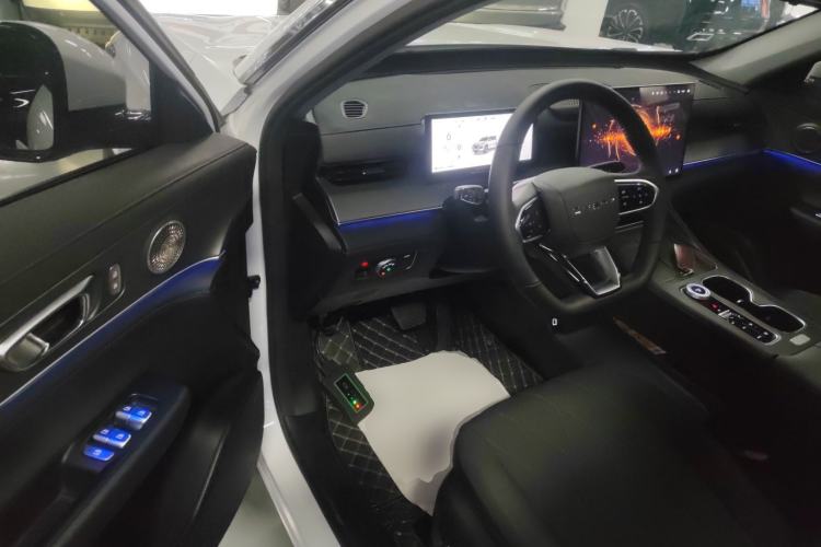 Used Chery Tiggo 8 PLUS 2025 290TGDI DCT Luxury 5-Seater Driver Seat