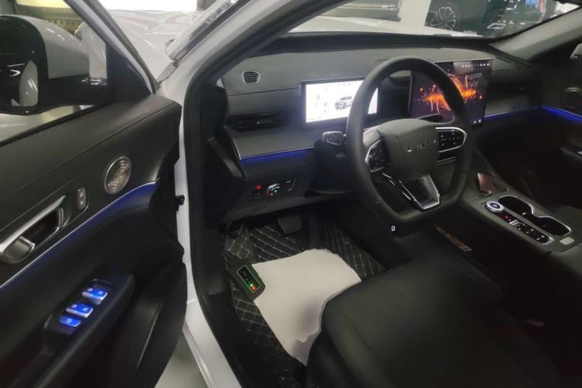 Used Chery Tiggo 8 PLUS 2025 290TGDI DCT Luxury 5-Seater Driver Seat