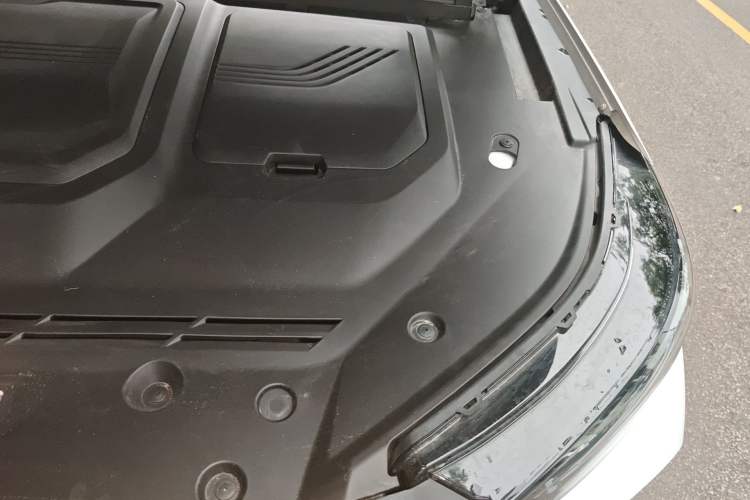 Used Chery Tiggo 8 PLUS 2025 290TGDI DCT Prestige 5-Seater Engine Bay Left