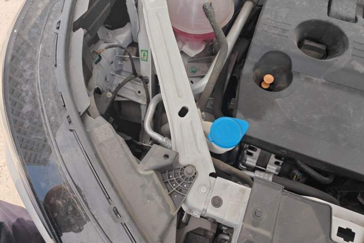 Used Chery Tiggo 8 PLUS 2025 290TGDI DCT Luxury 5-Seater Engine Bay Right