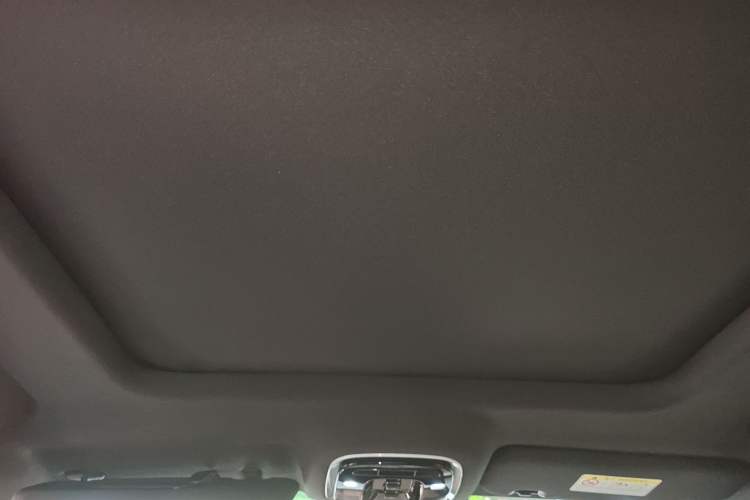 Used Chery Tiggo 8 PLUS 2025 290TGDI DCT Prestige 5-Seater Headliner