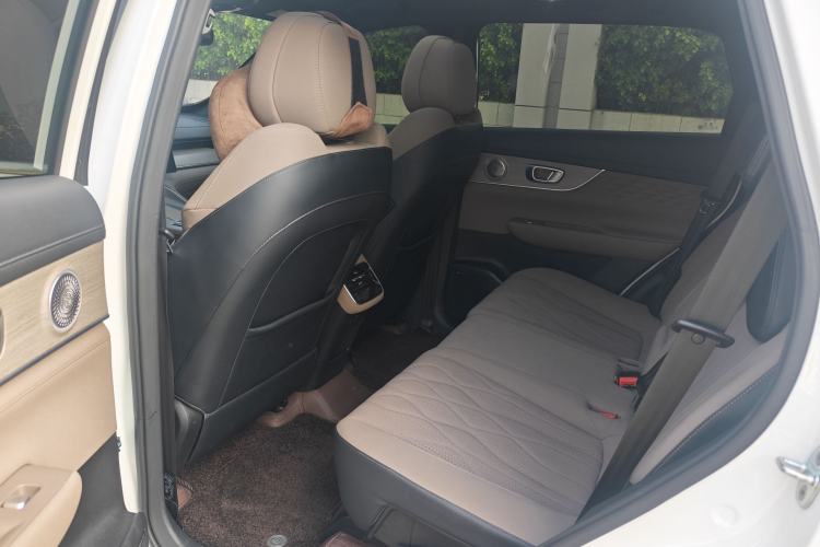 Used Chery Tiggo 8 PLUS 2025 290TGDI DCT Prestige 5-Seater Interior 1